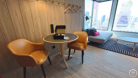 Moxy Deluxe Room