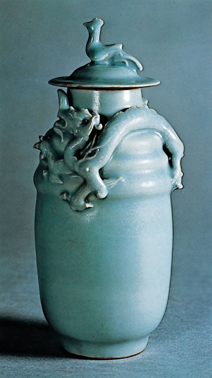 Celadon | History, Glaze & Techniques | Britannica