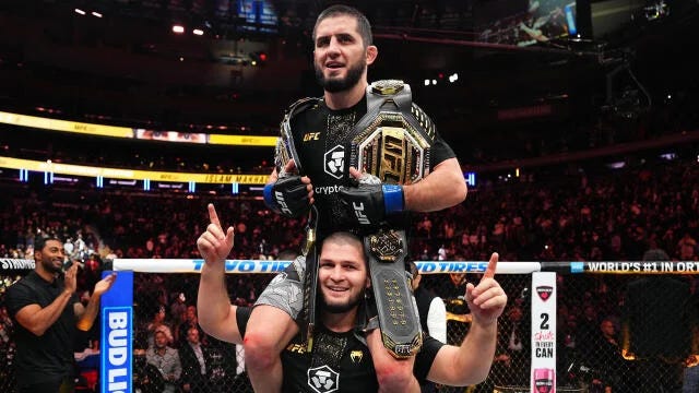 Makhachev domină în UFC și devine campion la două categorii
