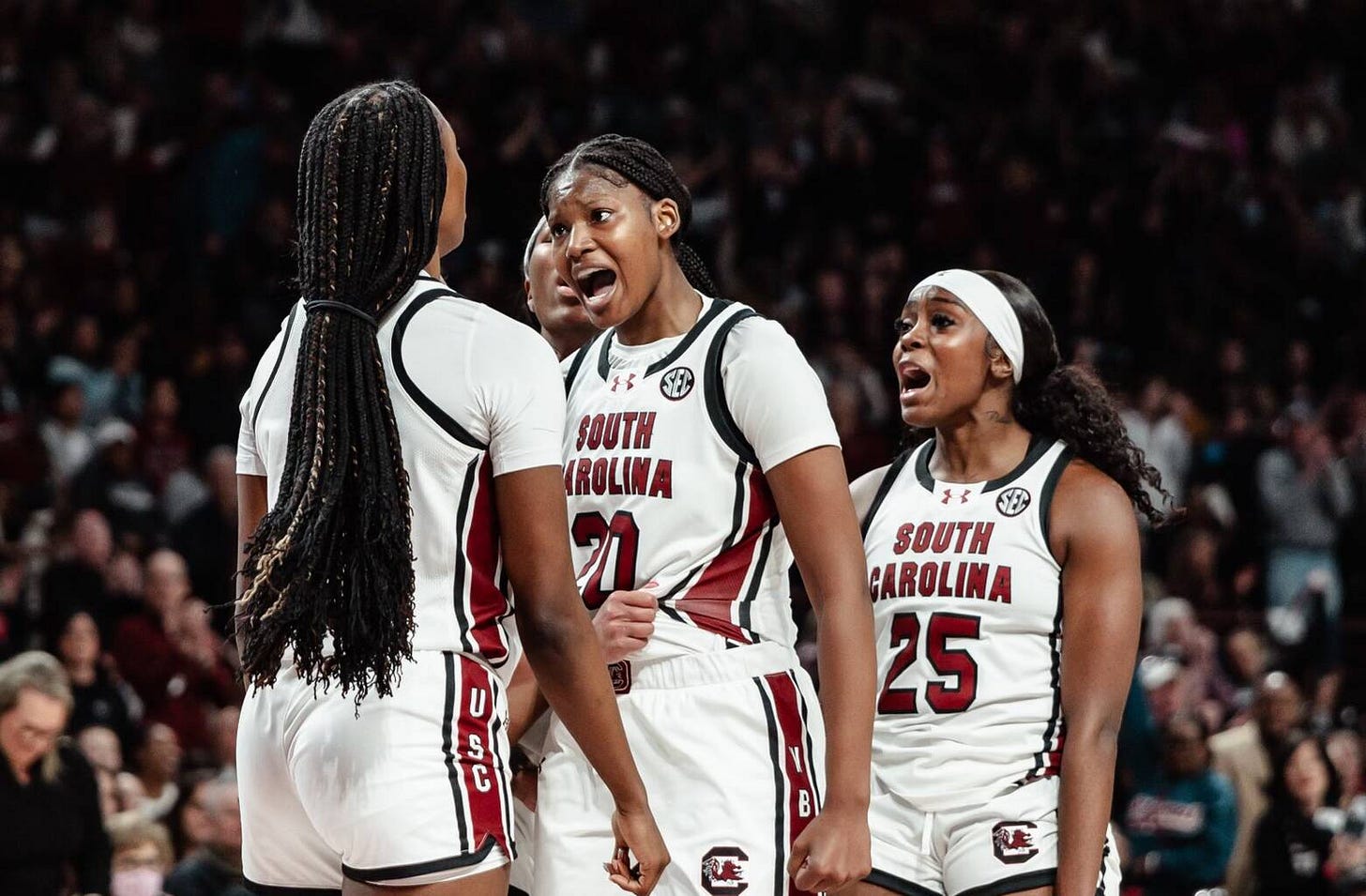 No. 2 South Carolina routs No. 5 Texas 67-50 for 11th straight win –  University of South Carolina Athletics