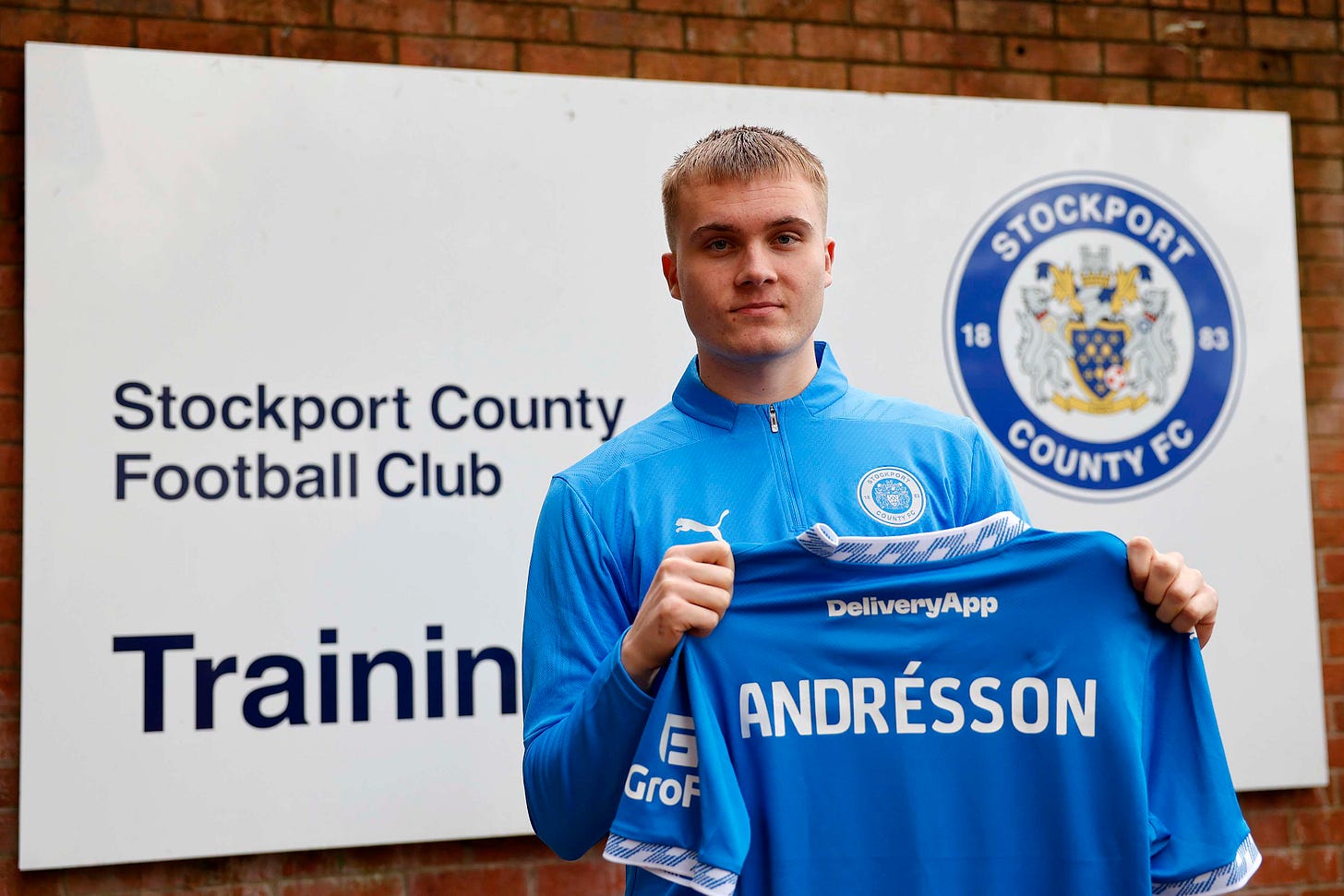 County agree terms for Icelandic forward - Stockport County