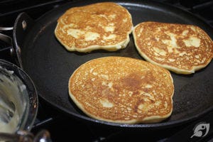 Gluten-Free Super Tasty Donut Peach Pancakes Step 7 Gluten-Free Super Tasty Donut Peach Pancakes Step 7
