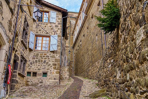 Path to the cathedral