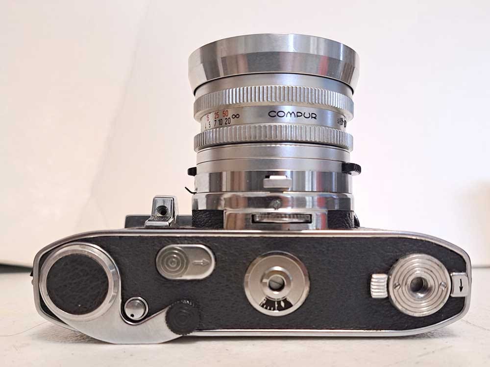 Kodak Retina Reflex III - by Sean Lamb