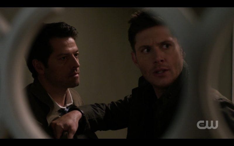 dean winchester holding castill supernatural future dean winchester holding castill supernatural future