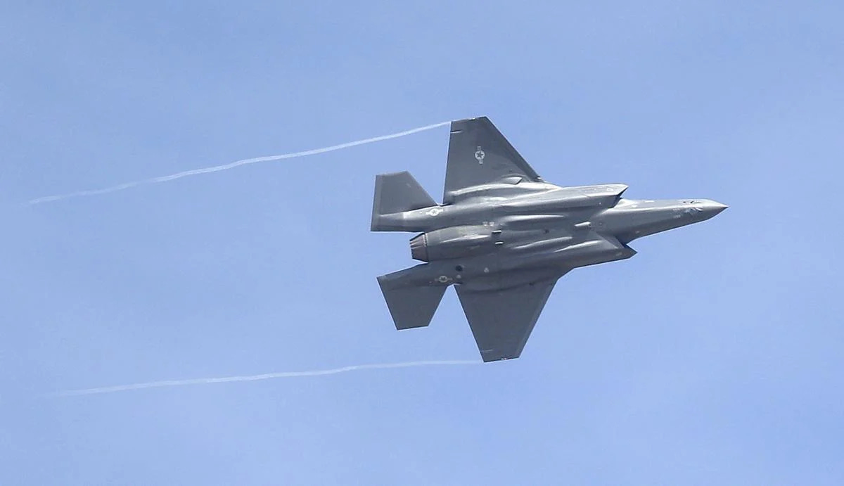 An F-35 fighter jet flying