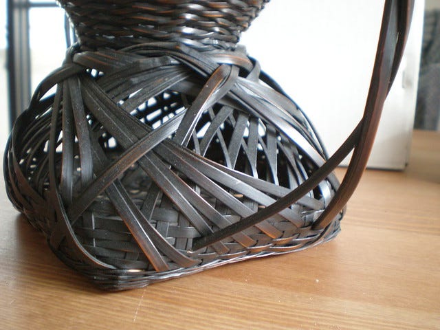 Traditional Woven Bamboo Flower Vase Traditional Woven Bamboo Flower Vase