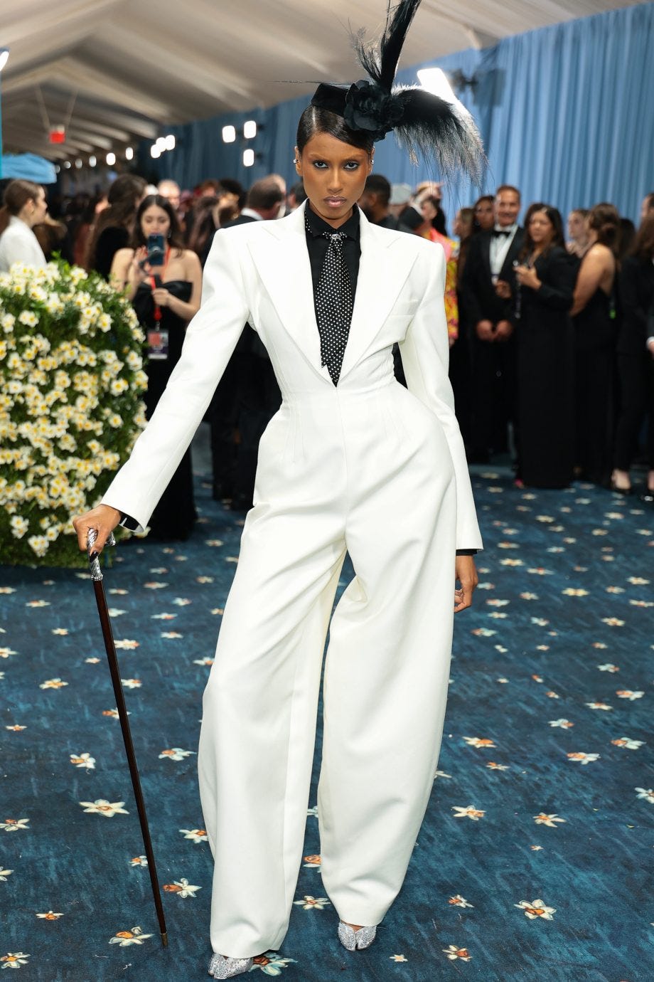 Imaan Hammam is de coolste dandy op het Met Gala 2025