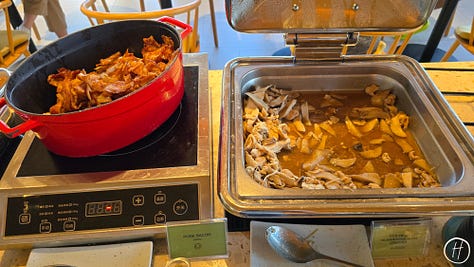 Hilton Garden Inn Rayong: Breakfast