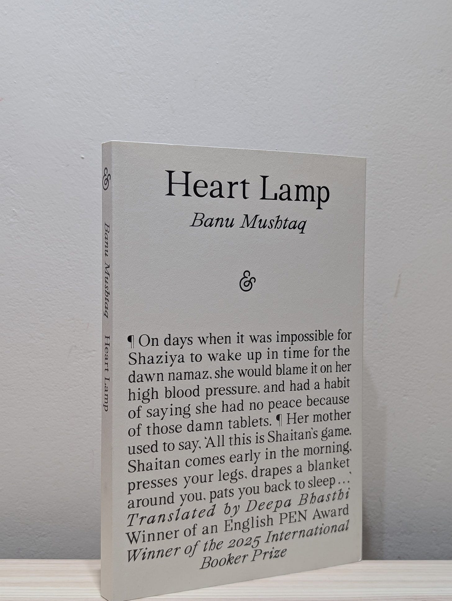Heart Lamp: Selected Stories (Signed Edition) – Fialta Books