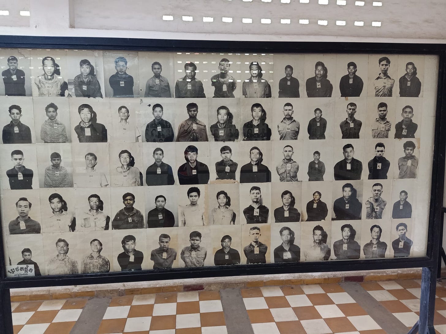 No description available.