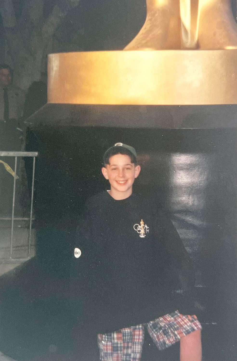 Oscar Nominee Jeremy Strong Shares Pic from 1993 Awards When He Waited to  See Stars