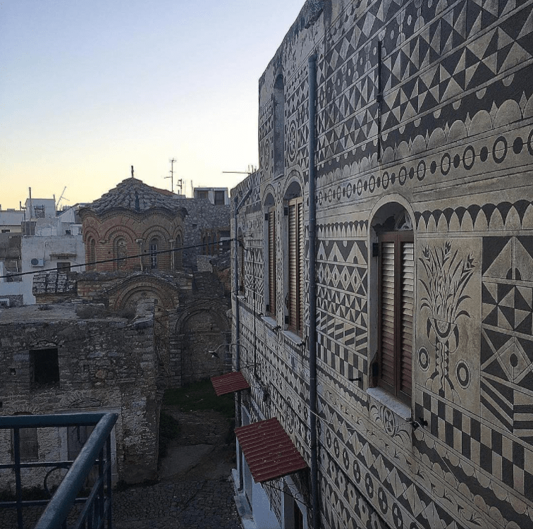 Photo courtesy of the Chios Travel Guide.