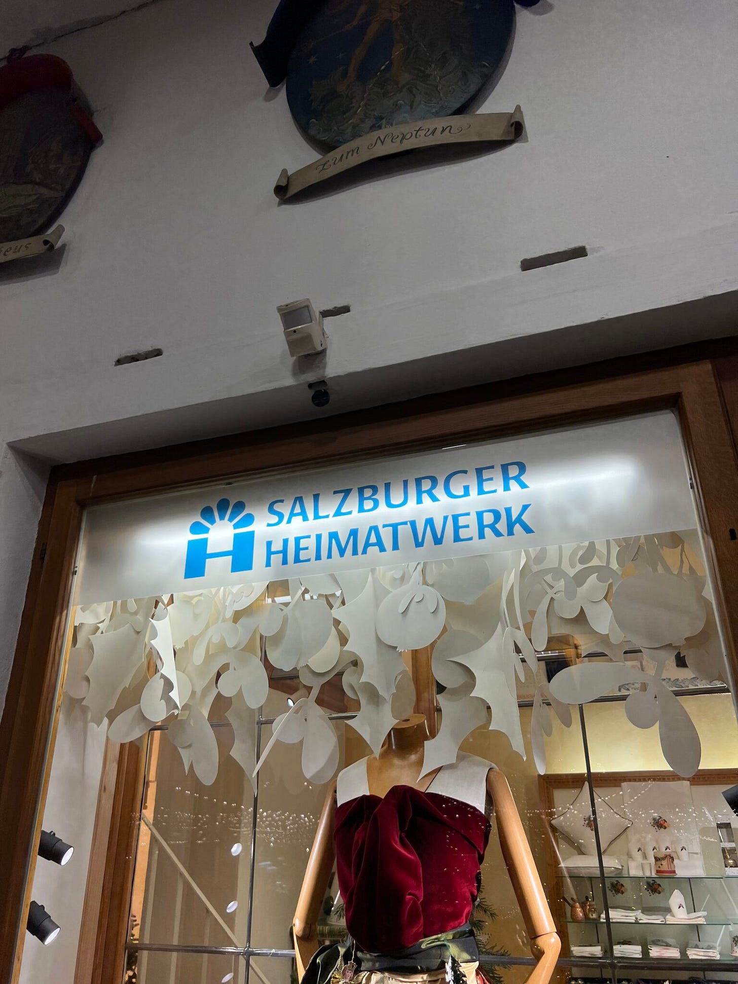 Kleines Geschäft in einer Gasse