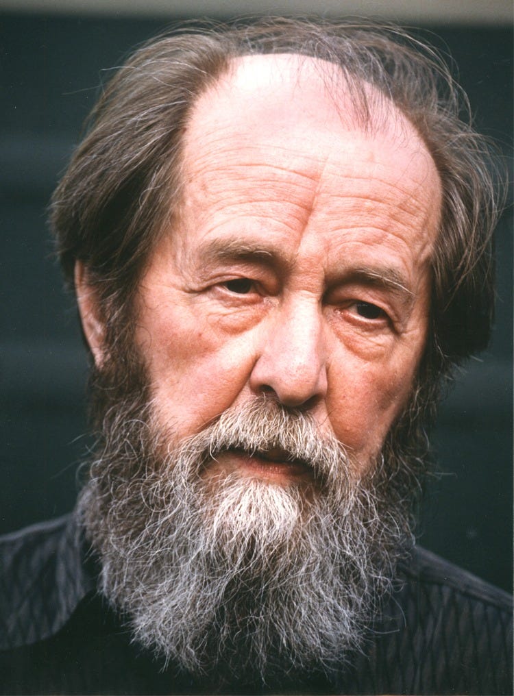 10.18┆&nbsp;&nbsp;Return home, May 1994. Credit: De Keerle &nbsp;© Sygma