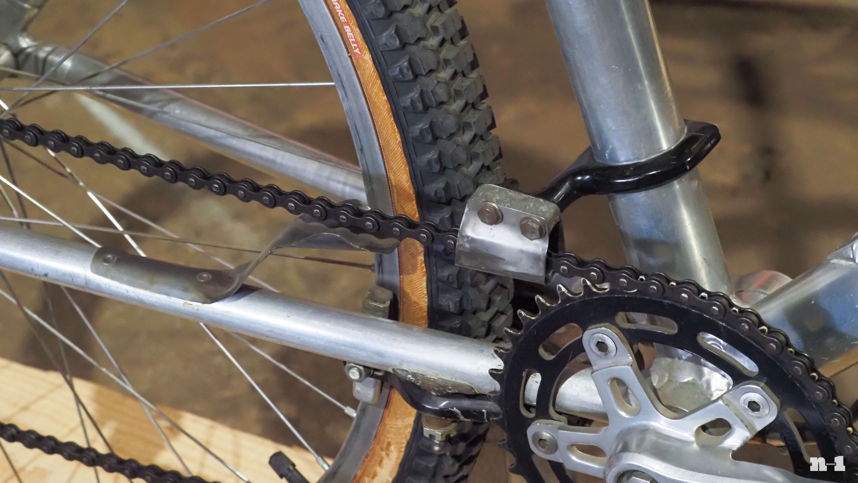 Charlie Cunningham drop-bar mountain bike chainguide