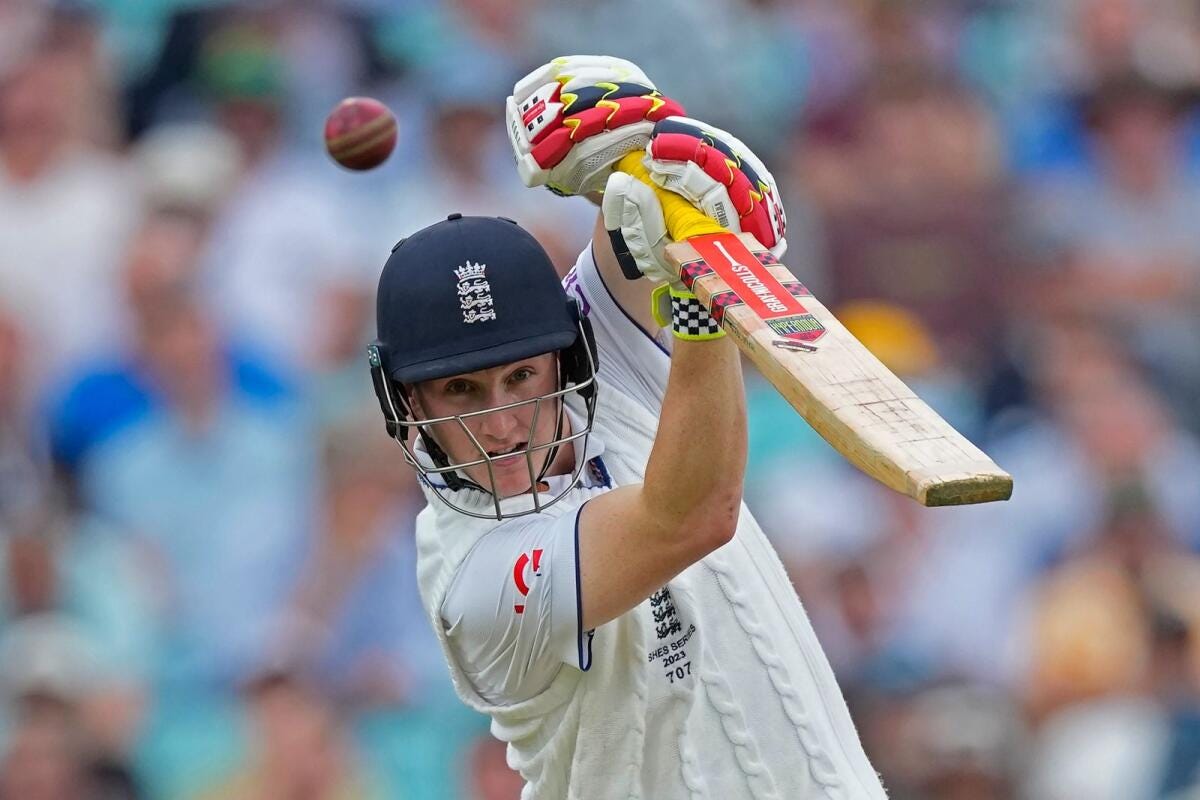 England target early Aussie wickets after enduring tough day at The ...