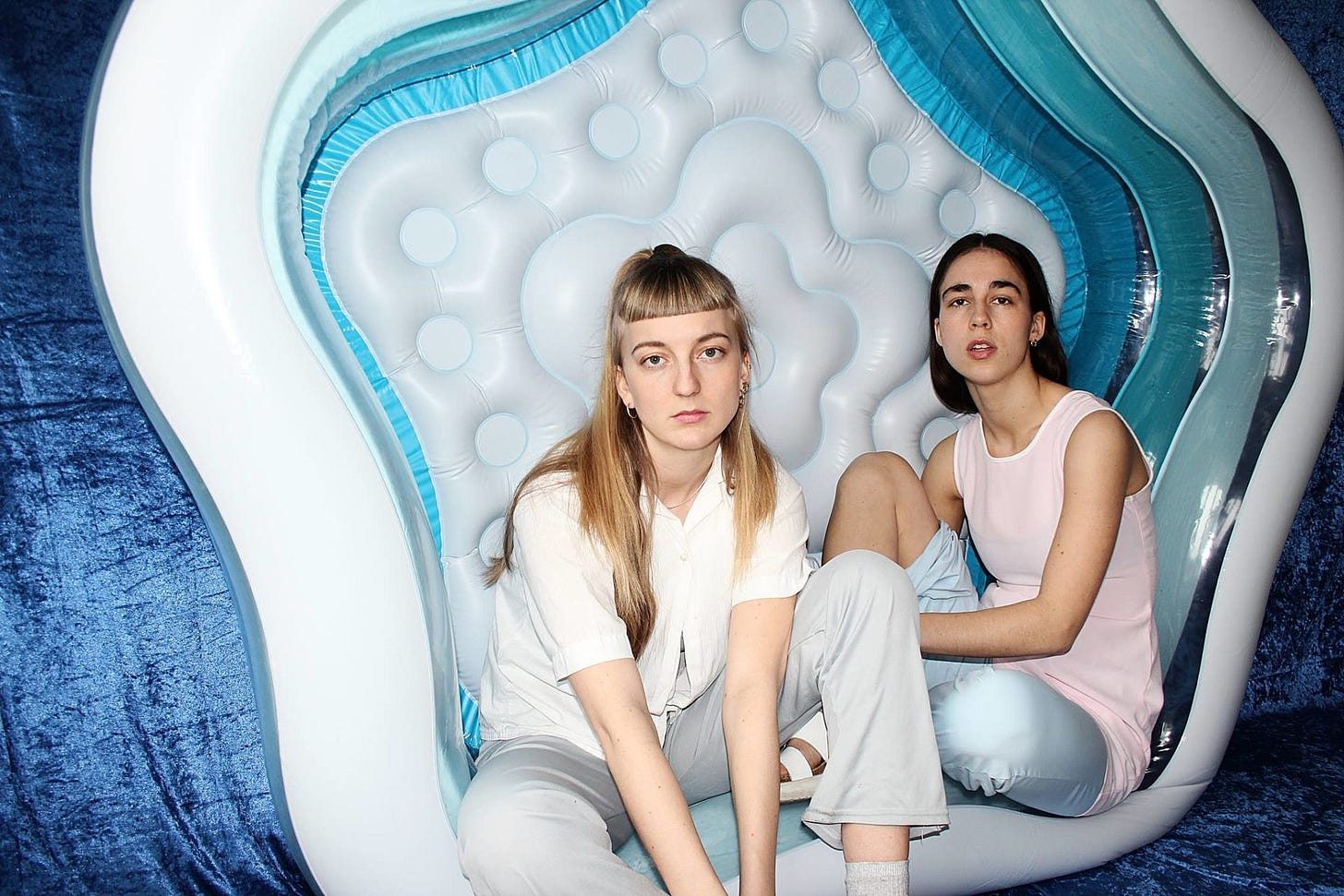 Norway duo Smerz playing NYC before Mount Kimbie tour; new EP on XL out now