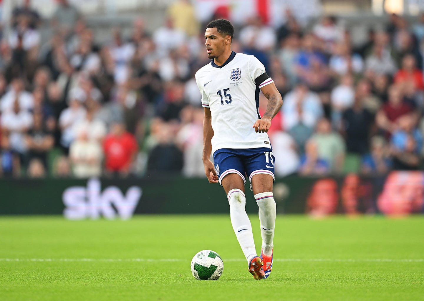 Internationals: Winning start for England on Colwill's competitive debut |  News | Official Site | Chelsea Football Club
