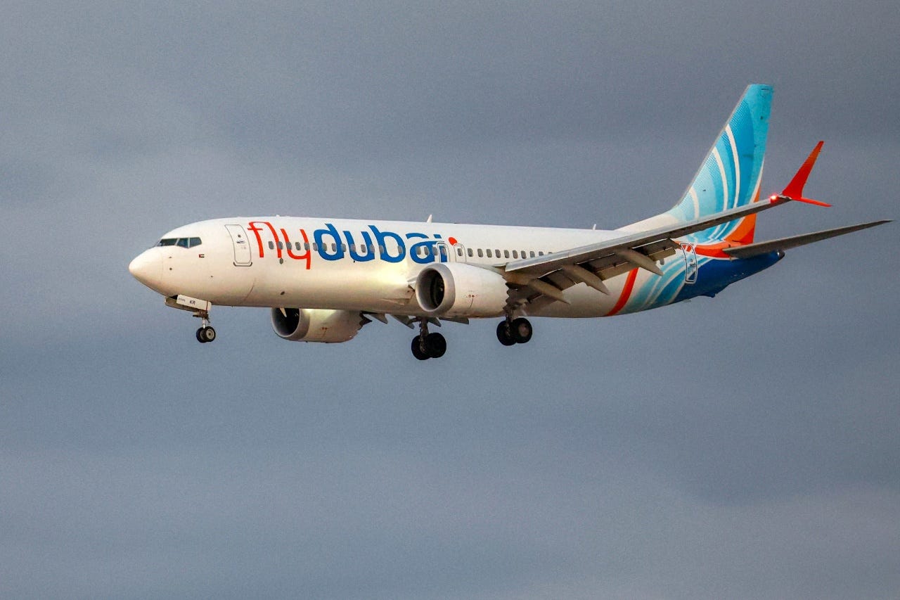 Sub Stack Hell Heroes Sprang From the Aisles on FlyDubai’s Flight From Hell