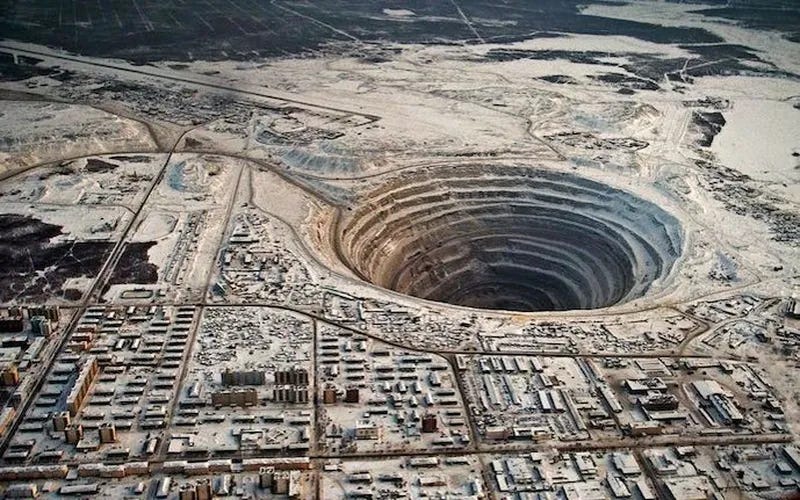 Chinese Lithium Mine Exposes shockingly Unsafe Working Conditions