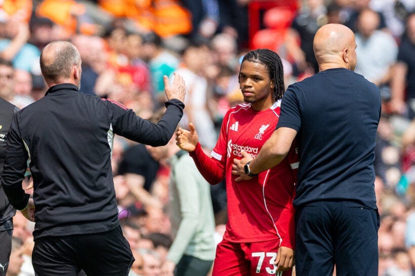 LIVERPOOL, ENGLAND - Saturday, May 9, 2026: Liverpool's Rio Ngumoha is greeted by head coach Arne Slot (R) and first assistant coach Sipke Hulshoff (L) as he is substituted off during the FA Premier League match between Liverpool FC and Chelsea FC at Anfield. (Photo by David Rawcliffe/Propaganda) LIVERPOOL, ENGLAND - Saturday, May 9, 2026: Liverpool's Rio Ngumoha is greeted by head coach Arne Slot (R) and first assistant coach Sipke Hulshoff (L) as he is substituted off during the FA Premier League match between Liverpool FC and Chelsea FC at Anfield. (Photo by David Rawcliffe/Propaganda)