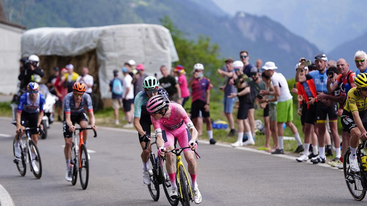 Giro d’Italia: No alarms, no surprises and certainly no gifts 🇮🇹