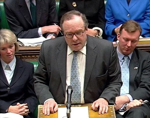 Lord Ashcroft book claims David Cameron was accused of rank incompetence by  his own defence chiefs - Mirror Online