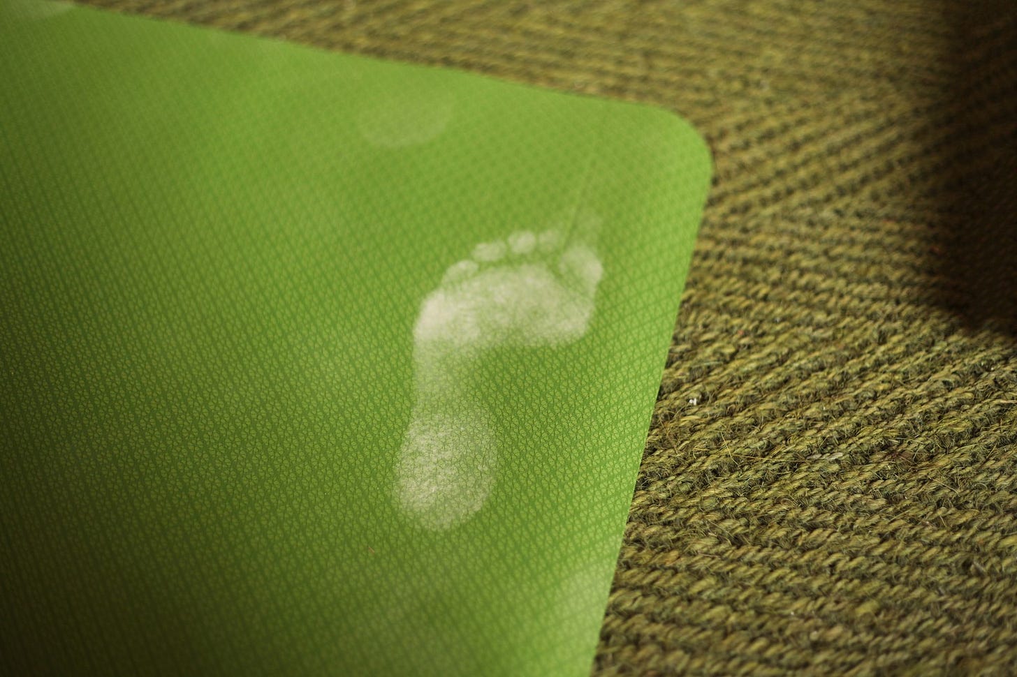 Do yoga in Paris, France