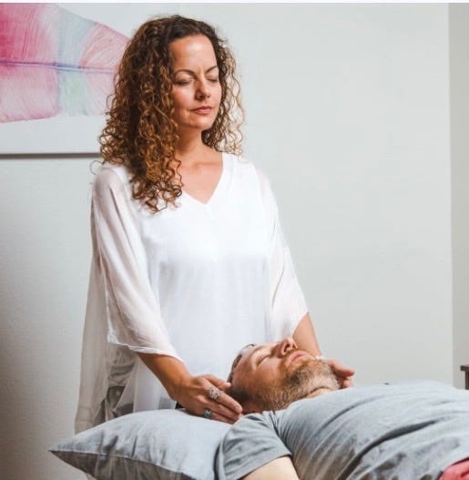 A person massaging a person's head
AI-generated content may be incorrect. A person massaging a person's head
AI-generated content may be incorrect.