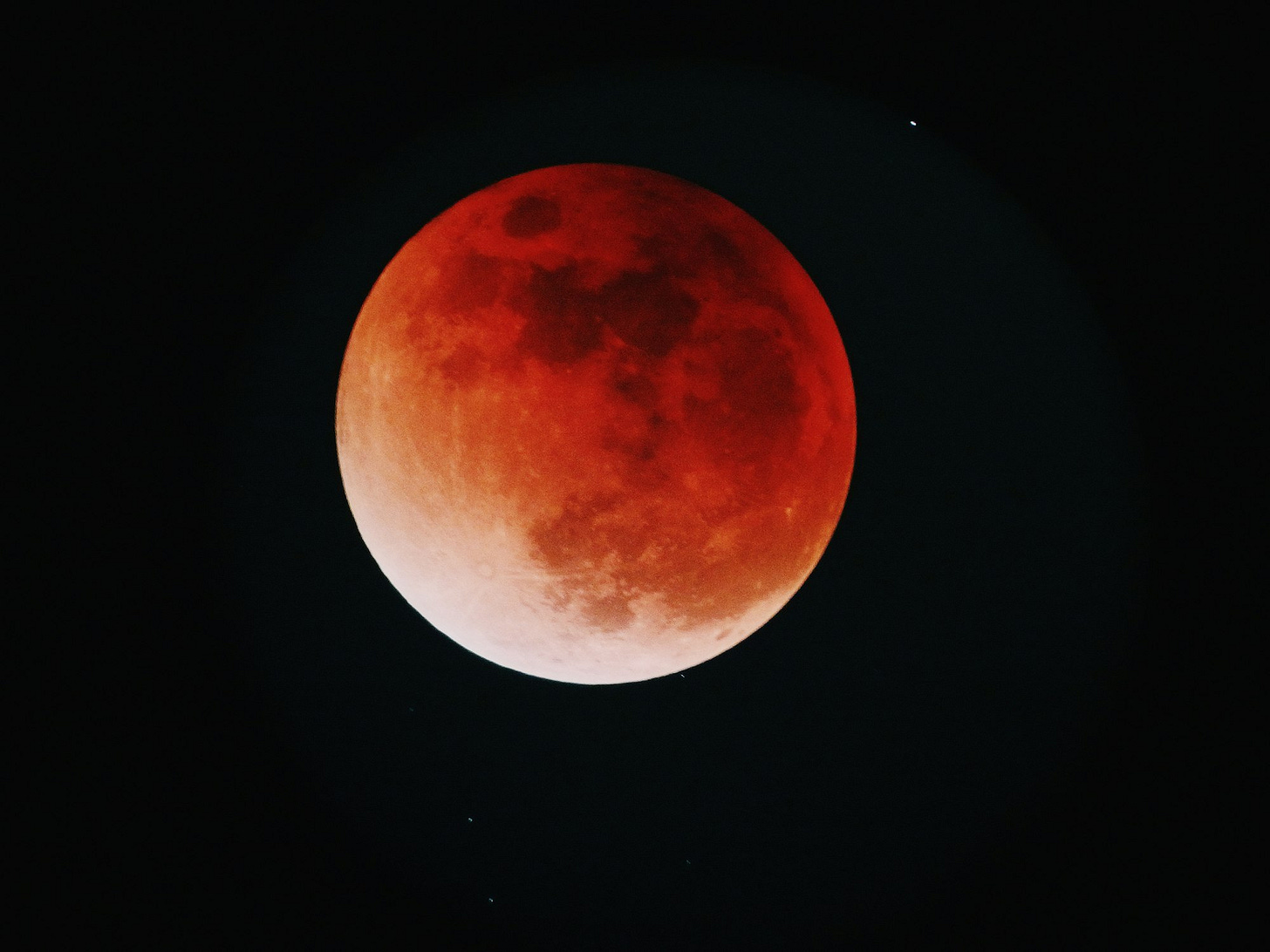 red moon