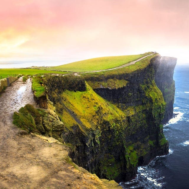 r/LoveIreland - Have you ever seen a winter sunset at the Cliffs of Moher?