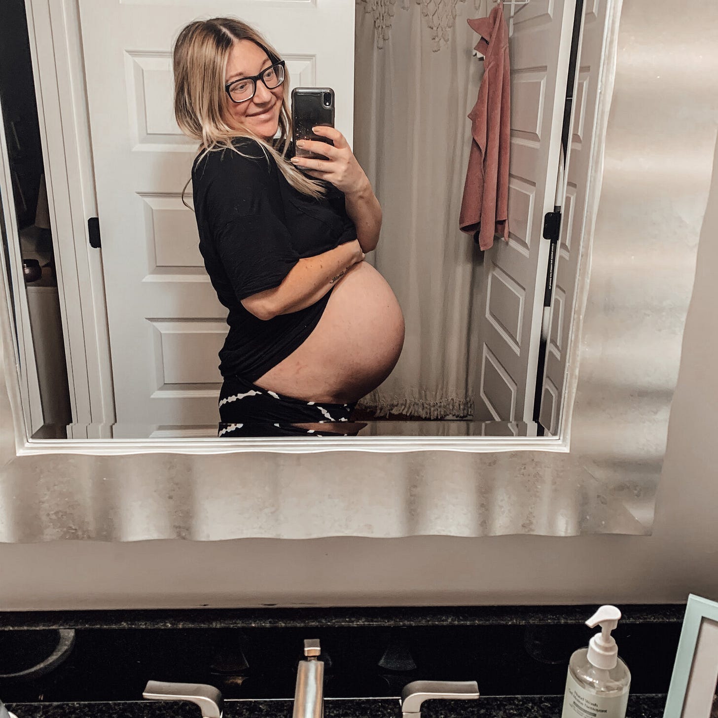 The last belly pic, in the early hours of labor.