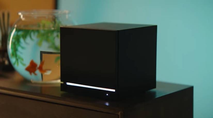 Steam Machine cube interior showing AMD Zen 4 APU and RDNA 3 GPU cooling