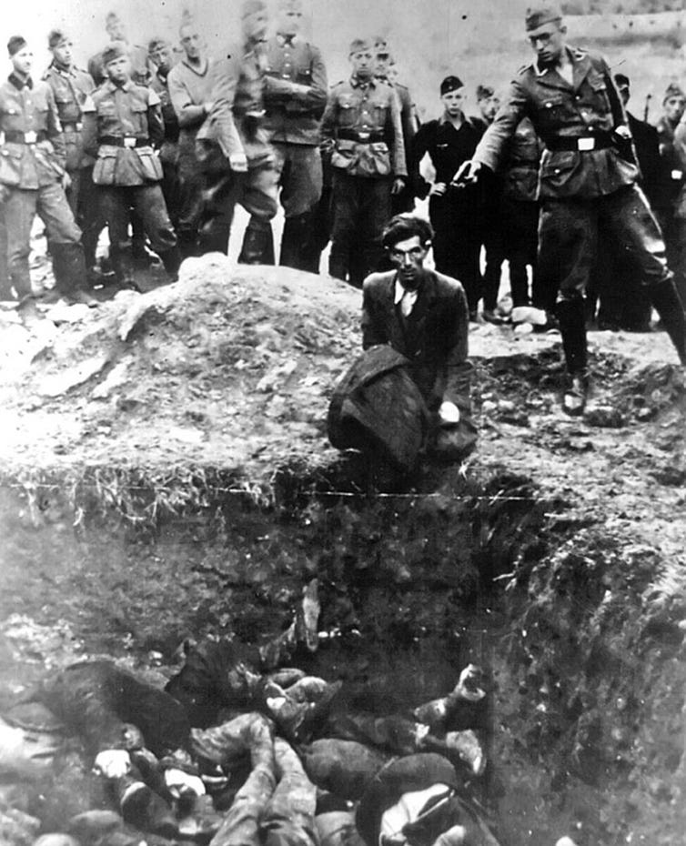 A group of soldiers in a trench

AI-generated content may be incorrect.