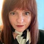 Caroline Collett's avatar