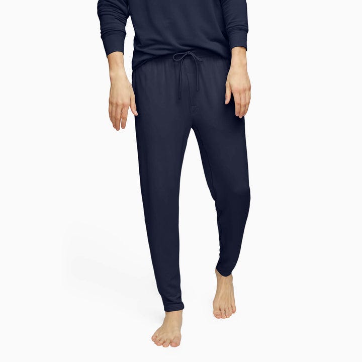 modelsizing1: Ben is 6’1” and wearing a medium. | first:mens