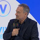 휠체어 없이 걷는다는 것: 아버지의 약속이 세계 최초 기술로 완성되기까지