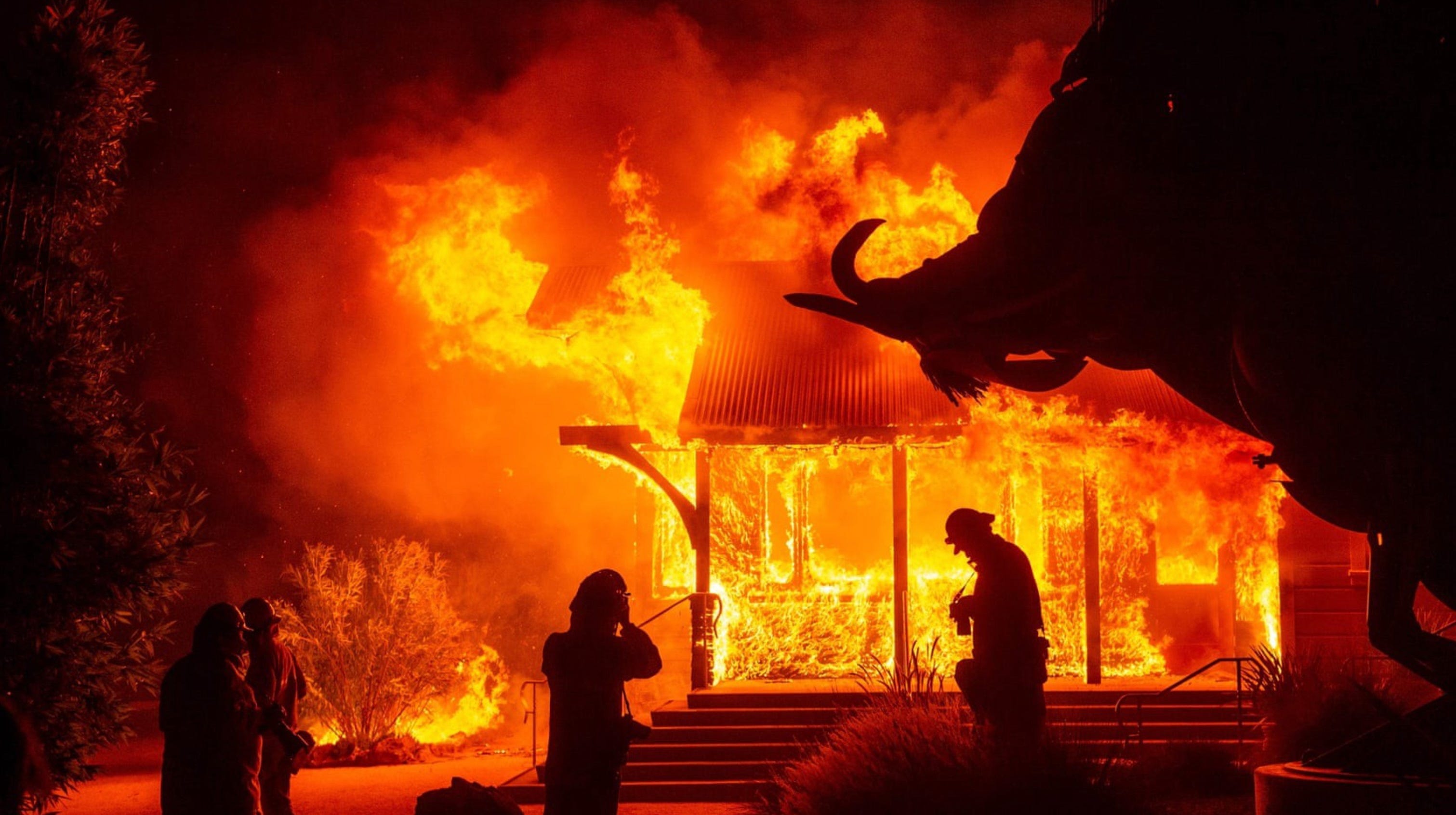 EarthStuff - Characterizing Wildfire Behavior With ECOSTRESS Land Surface Temperature