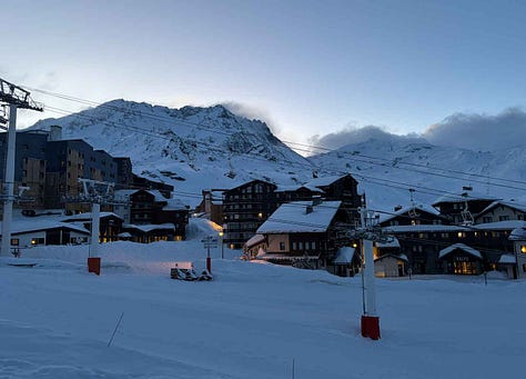 Snowday - anticipation, first lift of the day