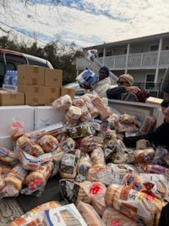TVLC Helping distribute food to local Veterans