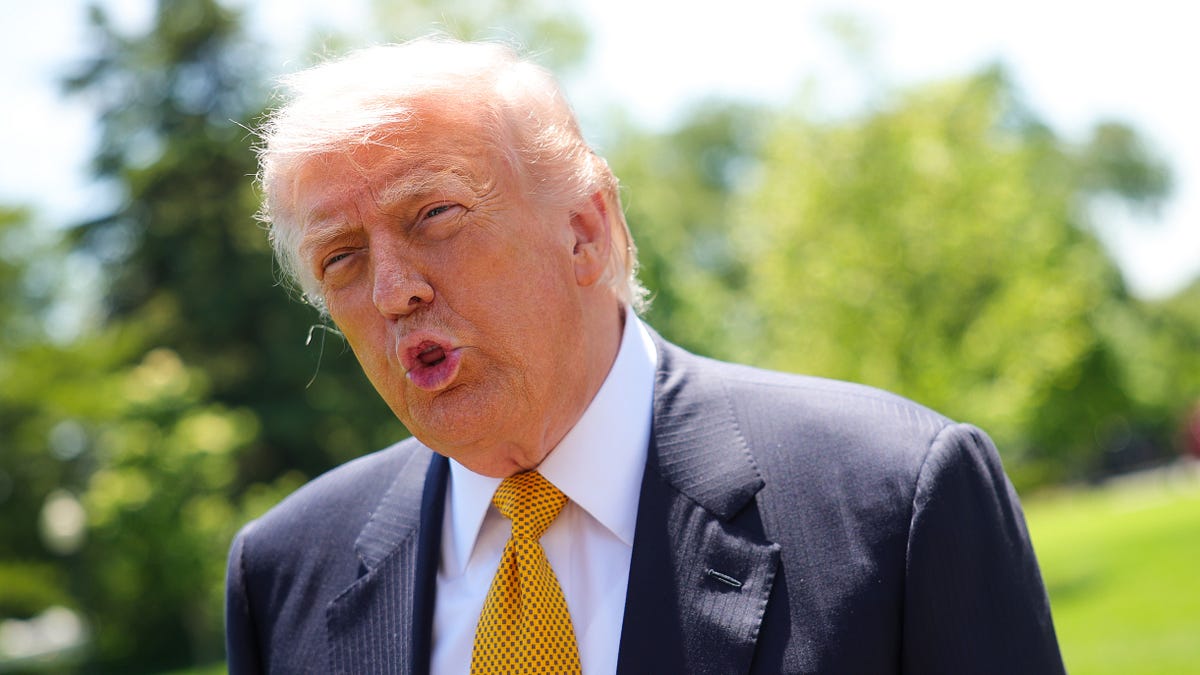 Trump's Gas Price Stance Amidst Global Conflicts: A Risky Bet for the US Economy?