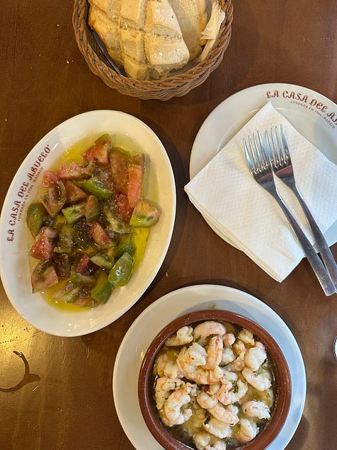 La Casa Del Abuelo - garlic shrimps, tomato salad & bread