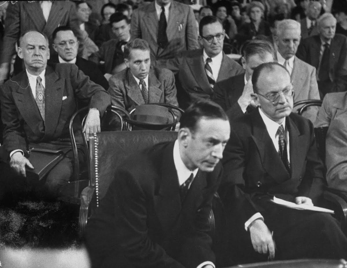 Owen Lattimore 拉铁摩尔在听证会上