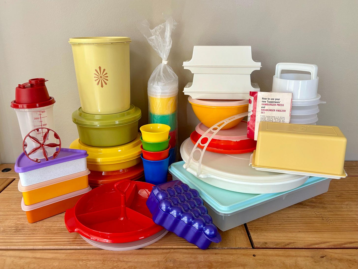 1960's Vintage Tupperware (32) Piece Collection- New - Etsy 1960's Vintage Tupperware (32) Piece Collection- New - Etsy