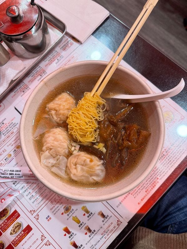 Maxi's Noodles wonton soup, dining time limit sign