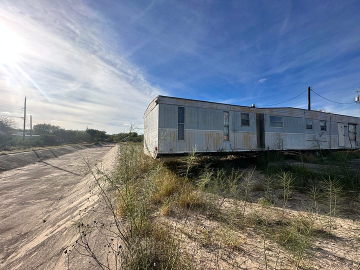 Mobile Home /w Land