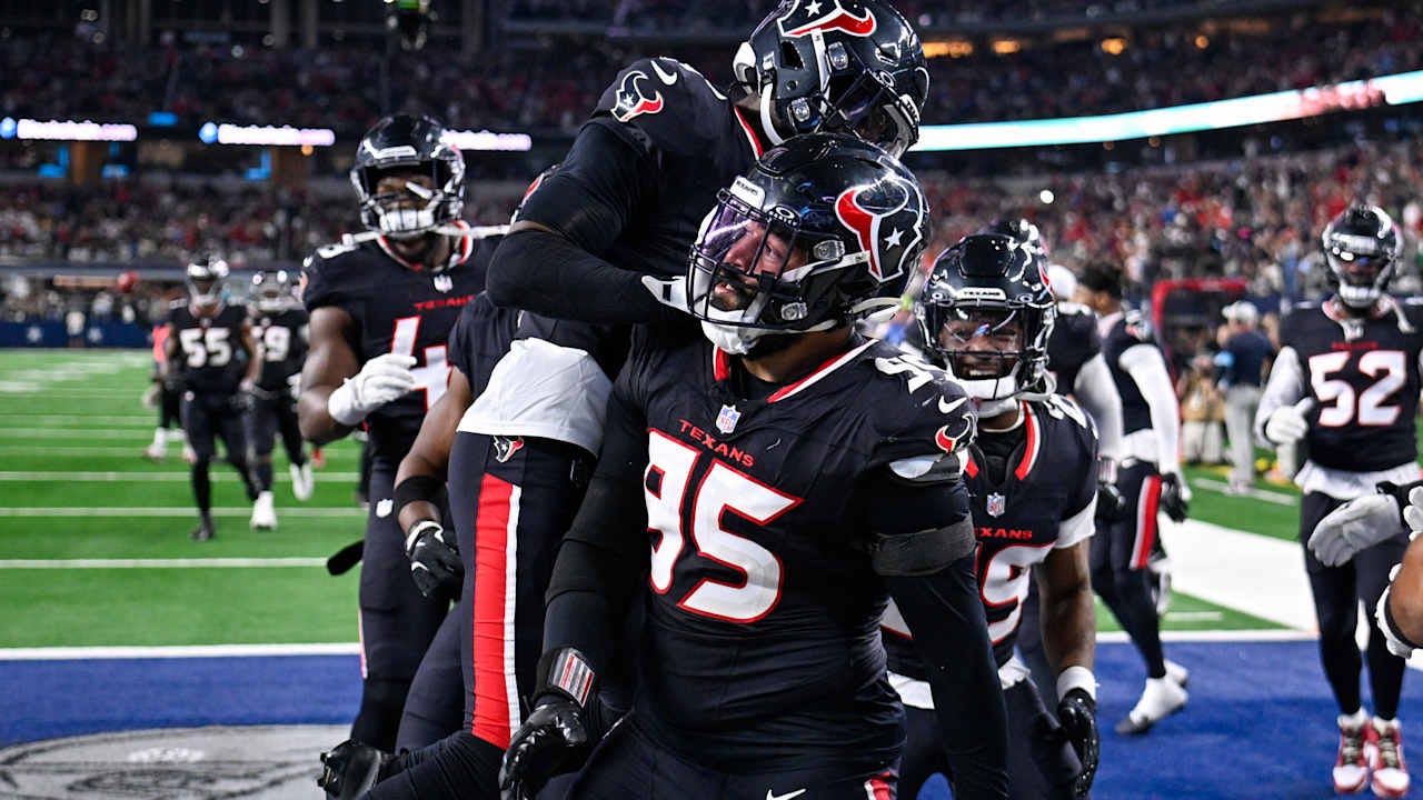 Derek Barnett's 'amazing' 28-yard fumble-return touchdown highlights Texans'  second-half defensive dominance vs. Cowboys