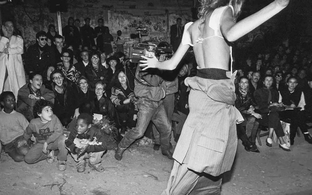 Review the Runway: Maison Margiela's 1990 Spring/Summer Show
