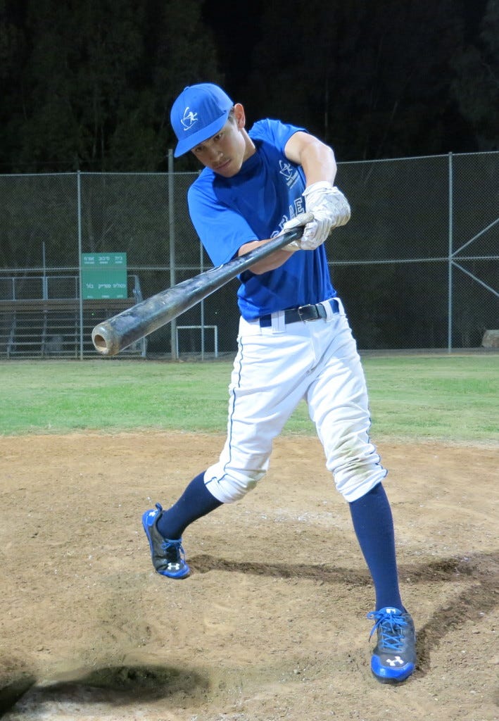 Noam Calisar. 17 years-old. SS. Benyamina. 